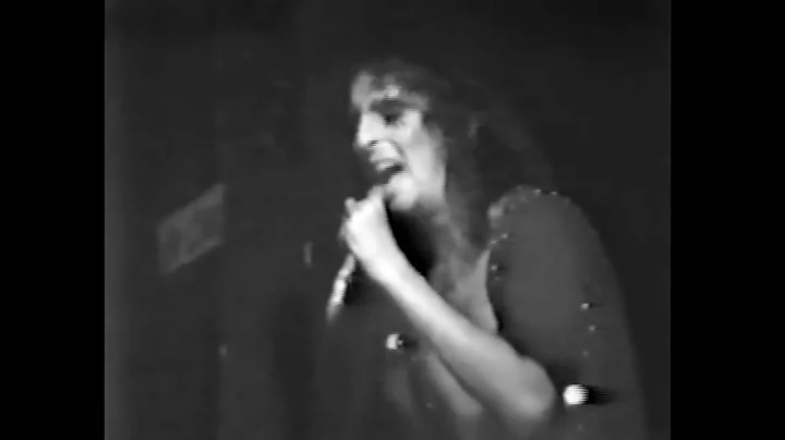 Alice Cooper live   July 4th, 1971, Sunshine Inn, ...