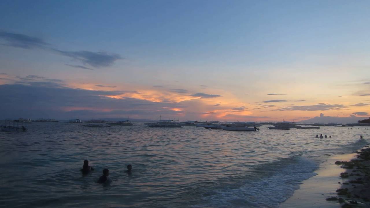 Apr 30,2016 Alona Beach in the Balicasag Island's sea of Phillippine