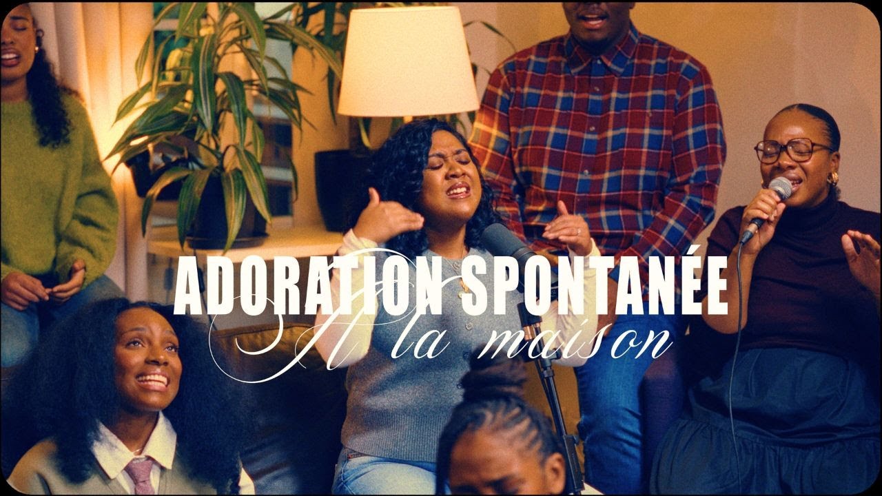 Adoration spontanée x Mirella | À la maison
