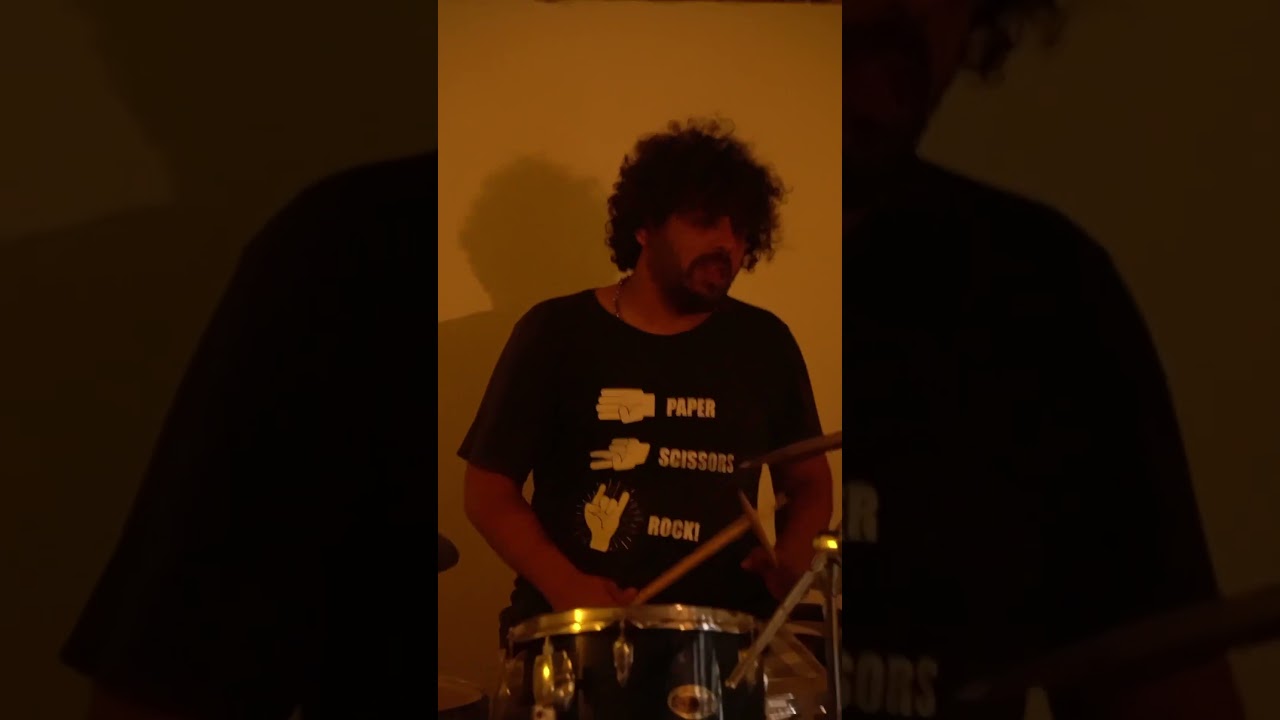 Watch Gearing up for something huge!! stay tuned 💥👽🛸 #oorka #newmusic #music #band #tamil #tamilindie on YouTube Watch Gearing up for something huge!! stay tuned 💥👽🛸 #oorka #newmusic #music #band #tamil #tamilindie on YouTube