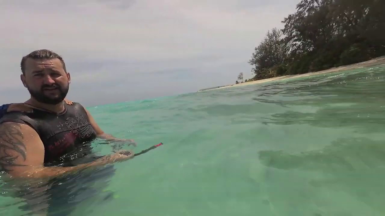 Family Holiday and Snorkling at Conflict Islands - Princess Cruises