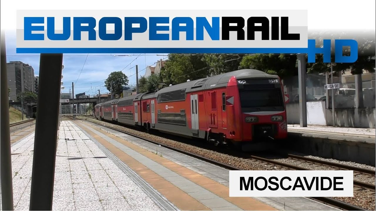Comboios de Portugal CP Lisboa 3500 EMU 3523 calls at Moscavide Station