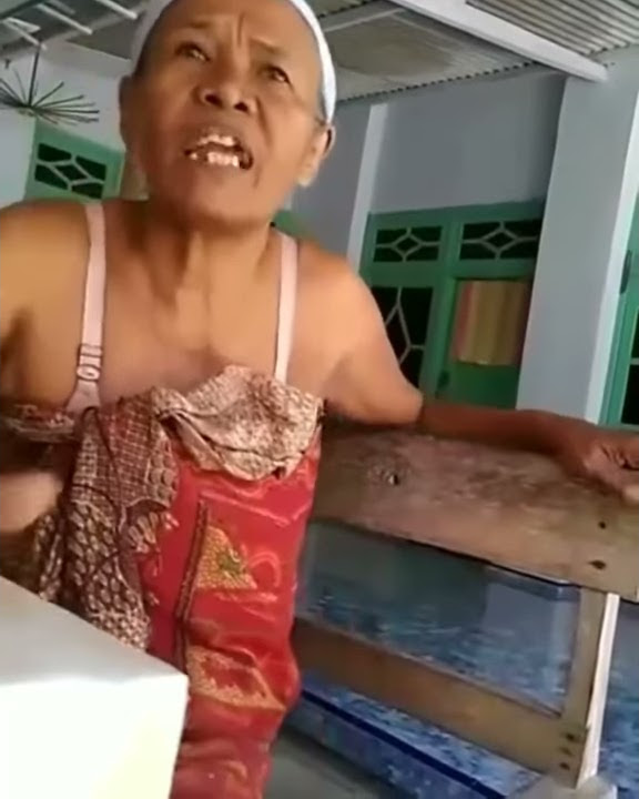 Ketika nenek Madura marah