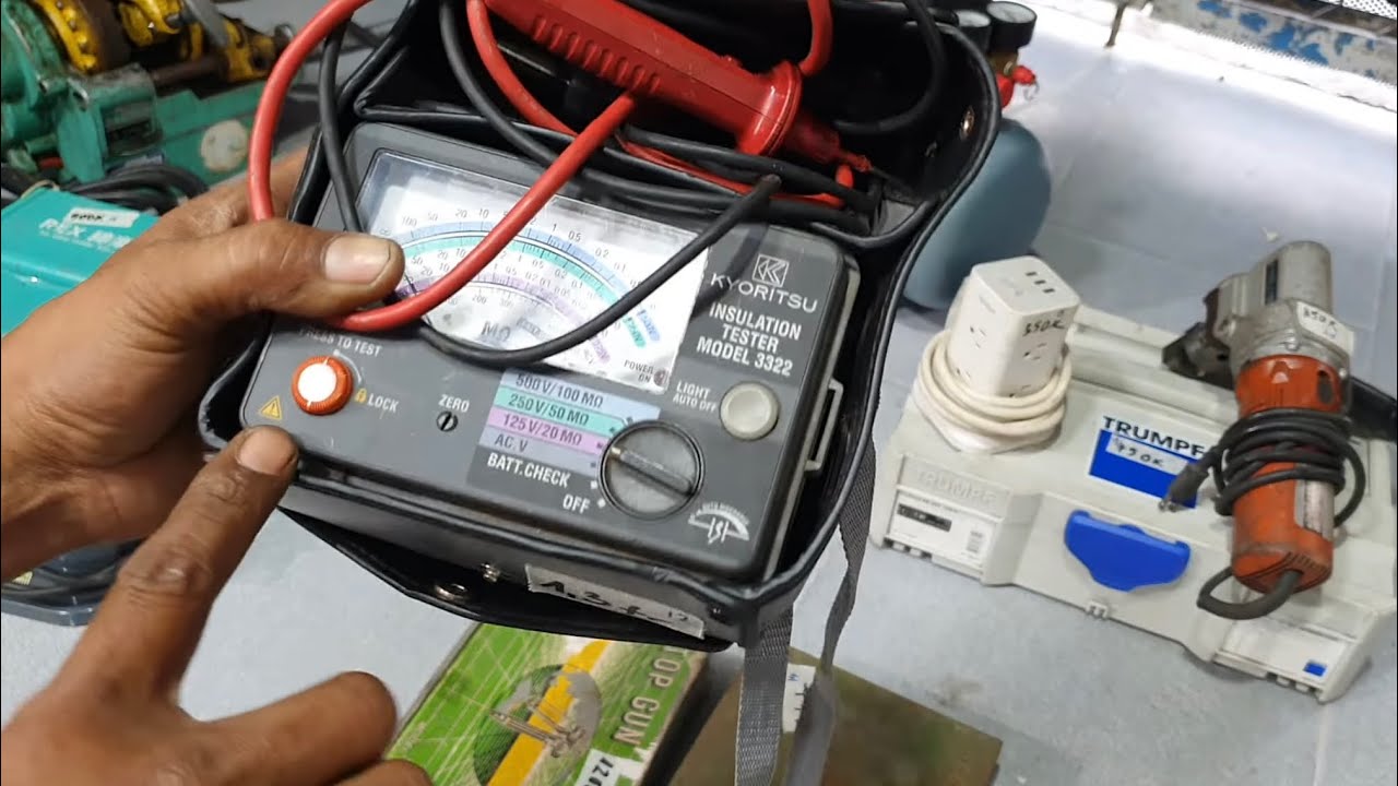 🔊🇯🇵🔊.Vài Món Đồ Bãi:Bơm Hơi Mini.Đo Áp Suất Nhớt Hộp Số.Đo Trở Cách Điện.Súng Sơn Seiwa.Đột Tôn 2mm.