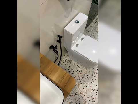Nak toilet moden tak? Tengok video ni kitorang guna tiles apa  #jubincantik #tiles #homedecor