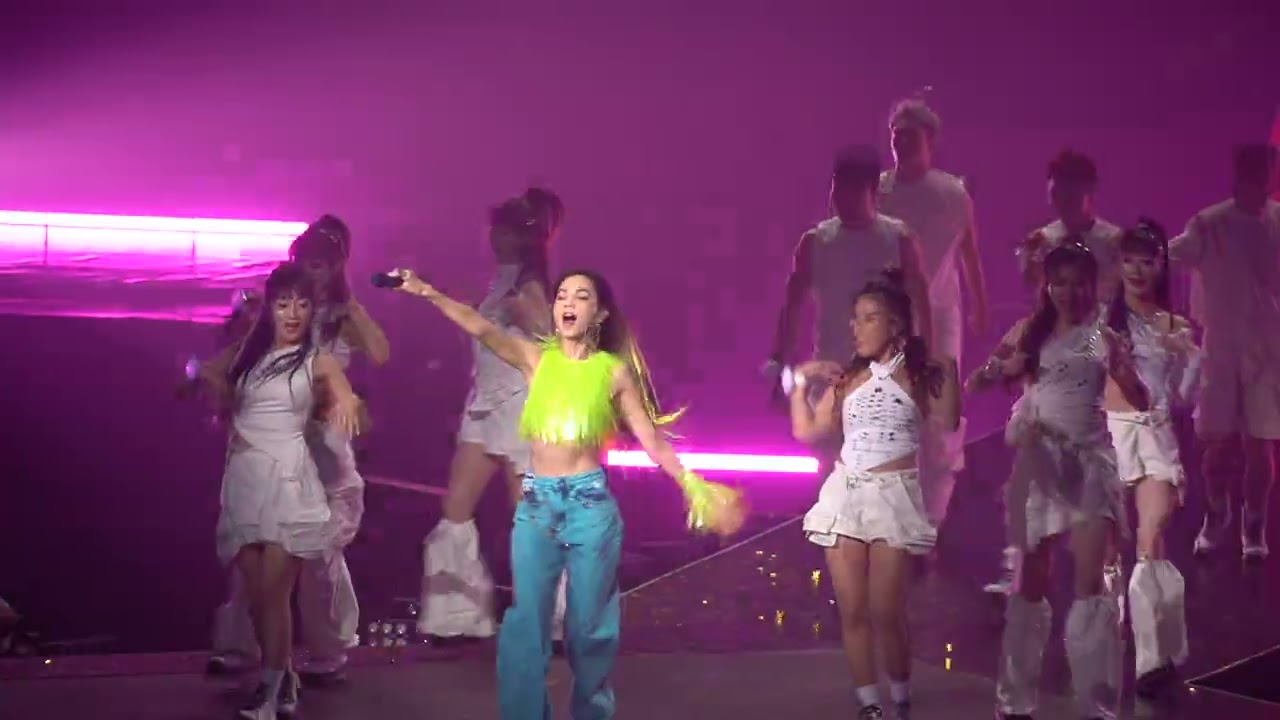 Ella陳嘉樺 It's Me艾拉主意 演唱會 中國大陸杭州場 -   encore 舞曲 眉飛色舞