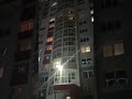 В Барнауле девушка спускалась по веревке и упала с 10 этажа на козырёк