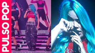 KAROL G llora tras caída en concierto, canta OCEAN en vivo | BICHOTA TOUR (Miami)