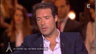 Download lagu Le canular de Nicolas Bedos sur Valérie Trierweiler dans Un Soir à la Tour Eiffel Le canular de Nicolas Bedos sur Valérie Trierweiler dans Un Soir à la Tour Eiffel