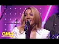 Mickey guyton performs scary love on gma