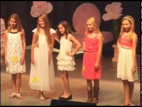 Miss Junior Nudist Beauty Pageant photo