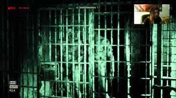 Snooze Plays Outlast Part 4 - Meet the Crazies feat. Naked Creeps