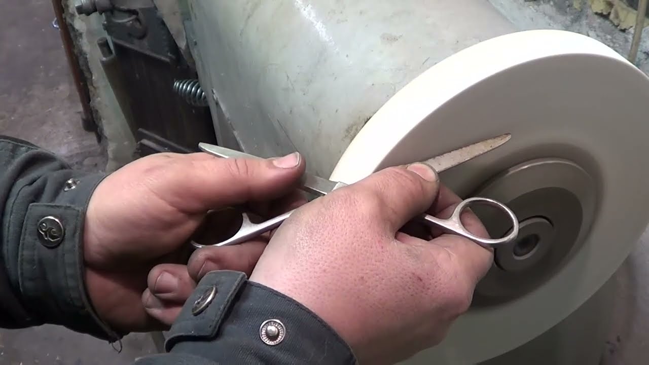 Jak naostřit nůžky?