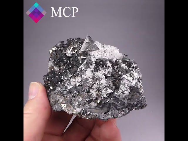 GFS0255 TETRAHEDRITE, PYRITE - PERU'