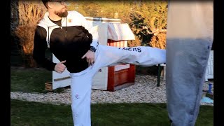 Taekwondo Tutorial Deutsch Grundtechniken - Dollyo Chagi / Paltung Chagi (Halbkreistritt)