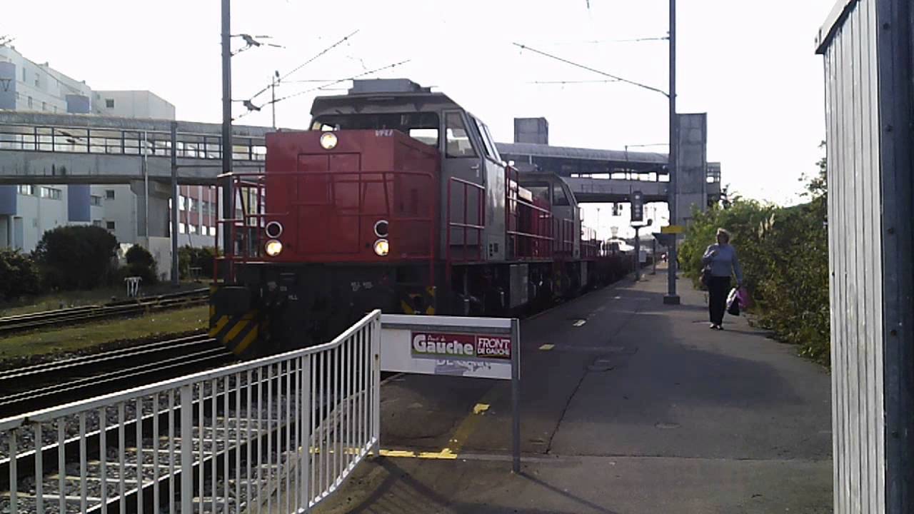 VFLI : UM G 1206 VFLI + wagons plats tombereaux et trémies +UM g 1206 VFLI [HD]