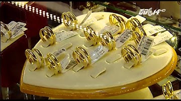 (VTC14)_Nhịn đói xếp hàng mua vàng trong ngày vía thần tài