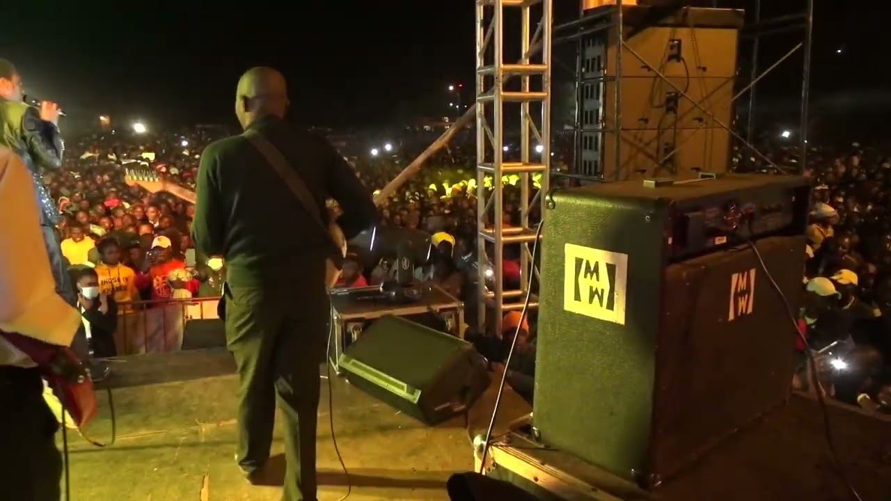 Show dia da cidade   Chimoio - Charles Charamba parte 4