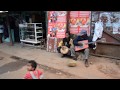 Madagascar. Antsirabe. Street musicians | Ванюша и уличные музыканты