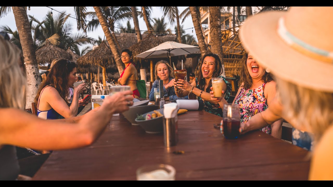 Papaya Wellness Surf and Yoga Retreat, San Pancho Mexico