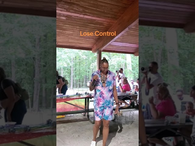 Παρακολούθηση IyeRoot Rocks the LGBTQ Cookout in Winston! (Teddy Swims "Lose Control" Cover) στο YouTube Παρακολούθηση IyeRoot Rocks the LGBTQ Cookout in Winston! (Teddy Swims "Lose Control" Cover) στο YouTube