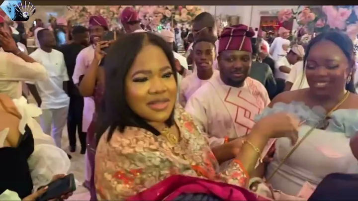 TOYIN ABRAHAM, OBI CUBUNA, MACARONI SHUT DOWN BRODA SHAGGI’s MANAGER WEDDING , SHINA PETERS ON STAGE
