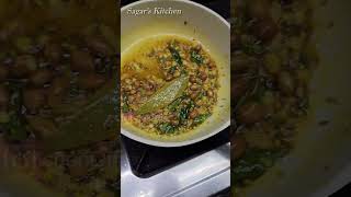 Indori Poha Steamed Poha Recipe #YouTubeShorts #Shorts #Viral #PohaRecipe #IndoriPoha #KandaPoha