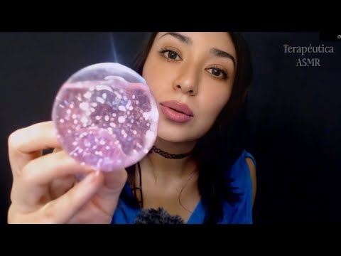 ASMR ESPAÑOL Tocando tu carita para ayudarte a dormir / Sonidos de agua  🎶💦😴💕😊