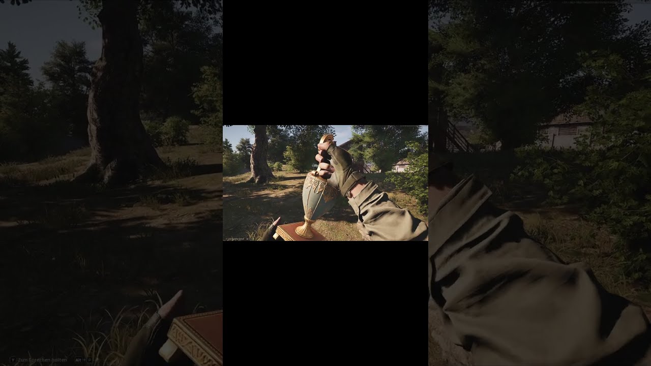 Ancient Golden Vase anamitation 