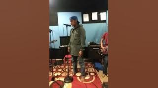 Download lagu Latihan lagu Istimewa - Andromeda band