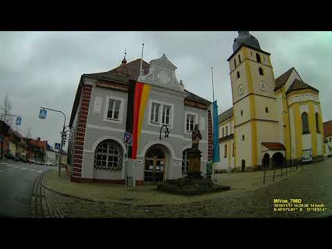 D: Stadt Mitterteich. Landkreis Tirschenreuth. Rundfahrt durch die Stadtmitte. November 2019