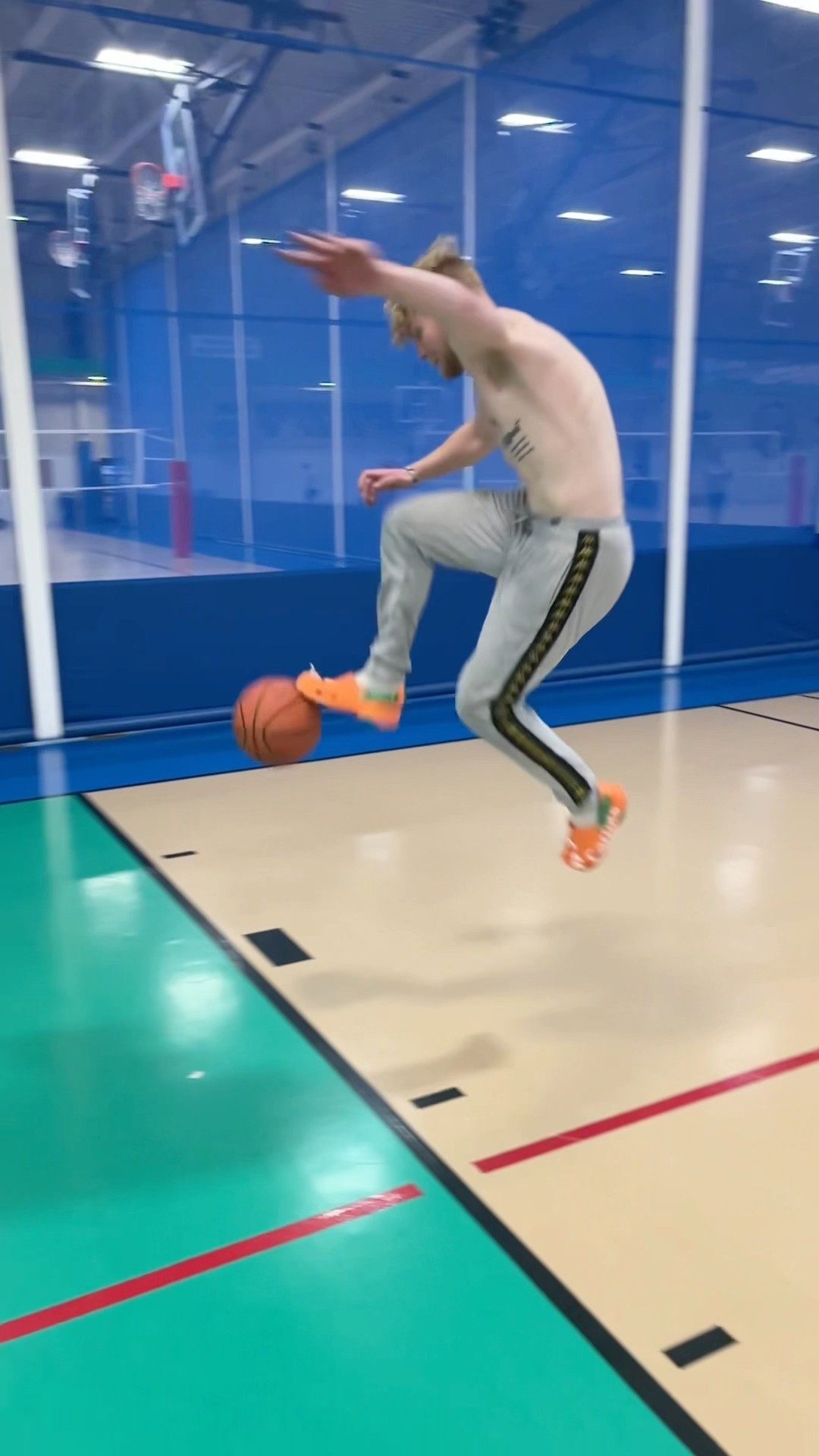 Is This The Craziest Layup Of All Time?