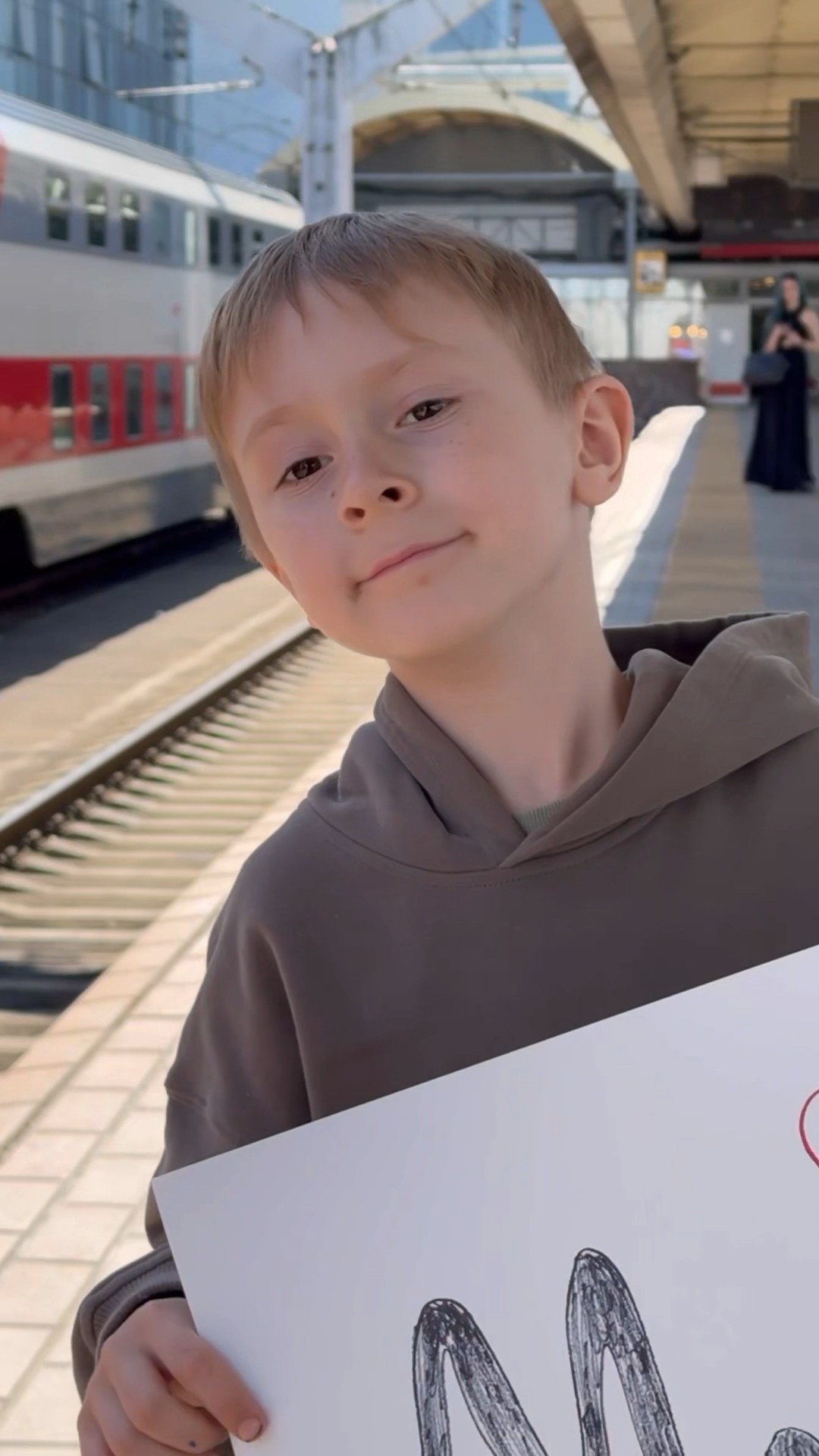 Sad story. Where is his mom? ??#filaretiki #social #shorts