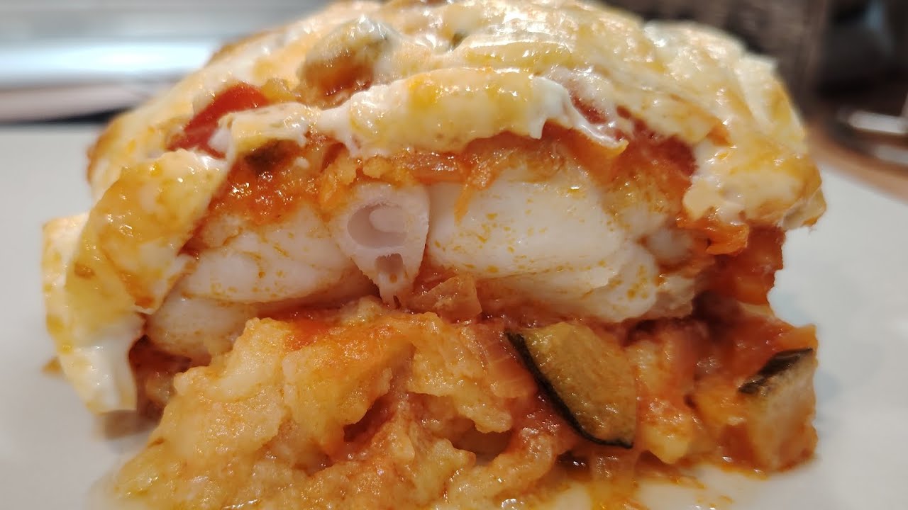 PASTEL DE RAPE CON PATATAS PANADERAS Y PISTO 