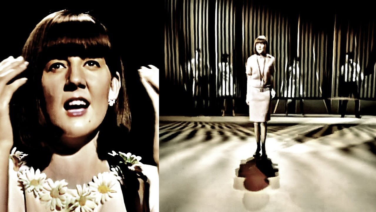 Cilla Black  live April 4,1965 in Color  -  You're My World &  Dancing In The Street (Stereo Mixed)