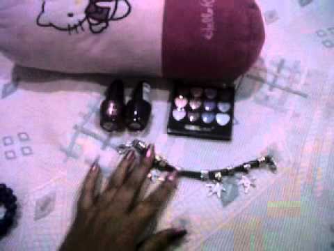 paletica de maquillaje y pulceras decoupage en madera