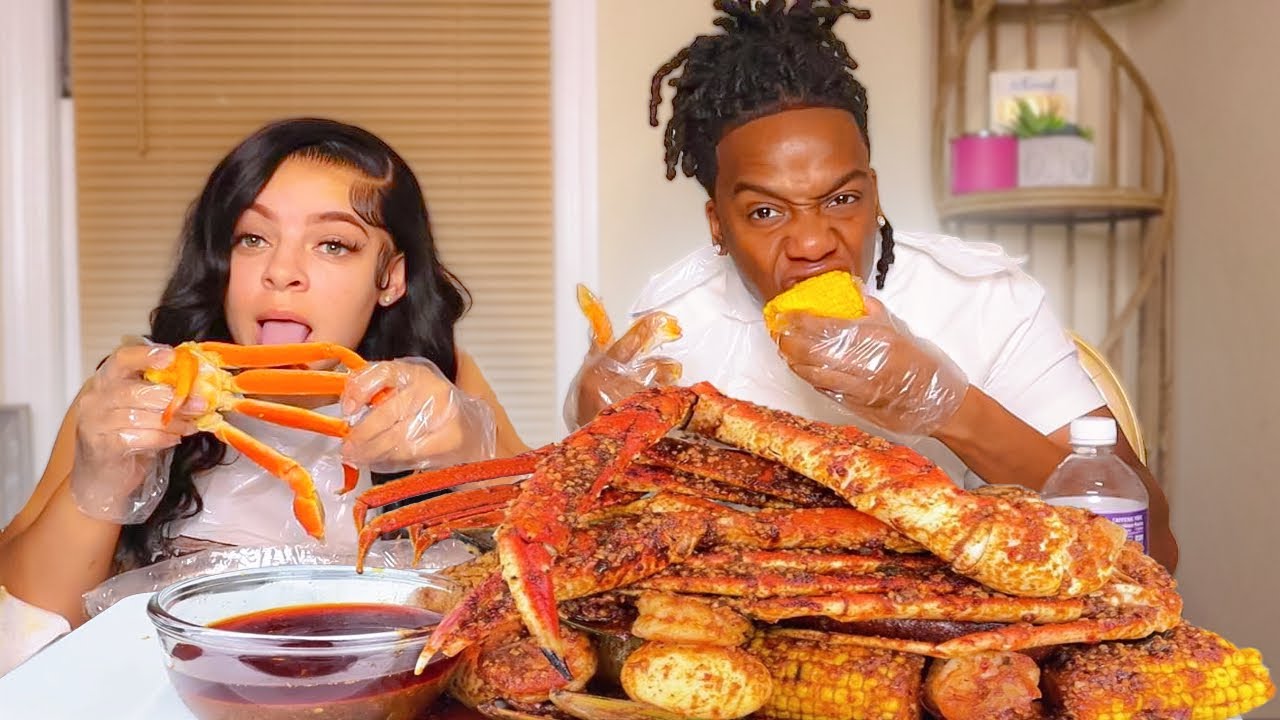 SEAFOOD BOIL MUKBANG | OUR UNPOPULAR OPINIONS