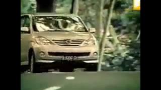Iklan Mobil Toyota Avanza versi Jembatan Rusak, featuring Ade Namnung (2004)