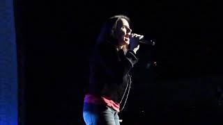Video thumbnail of "Patty Smyth of Scandal - "I Should Be Laughing" - Northern Lights Theater, Milwaukee, WI - 11/22/19"