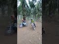 Balap motor cross kampung