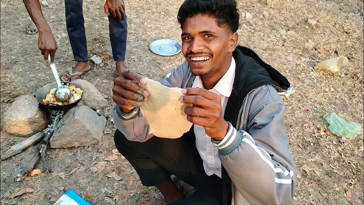 Picnic with Friends 😁 But ham puda bana diye 