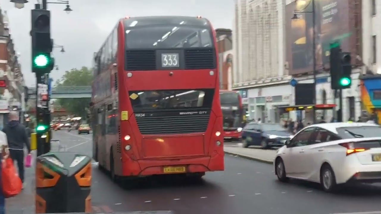 Buses at brixton 18/6/23