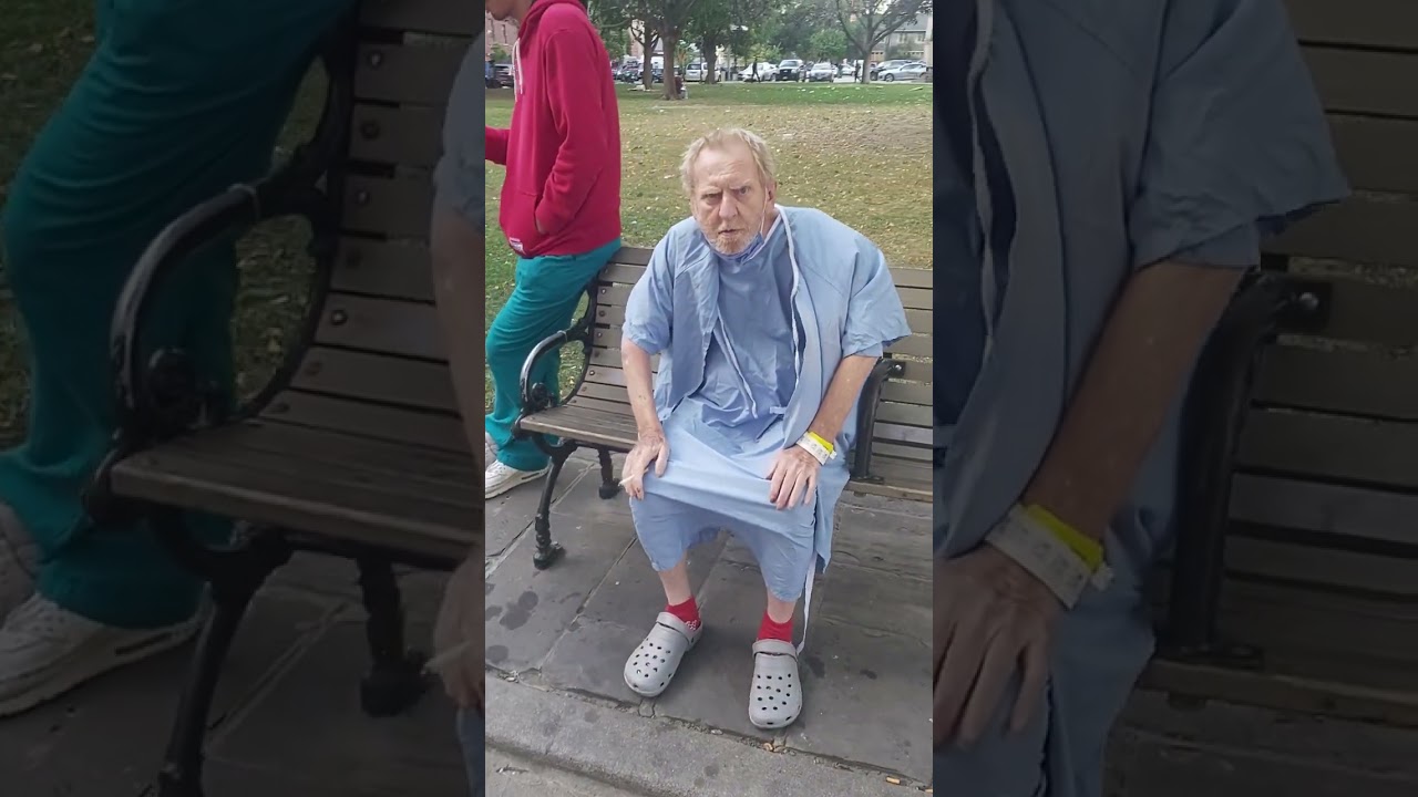 This  man escape from the mental hospital 🤣