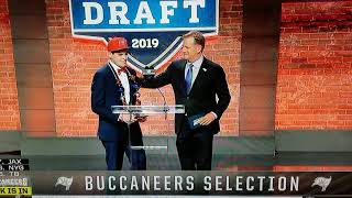 The Buccaneers Draft Devin White At