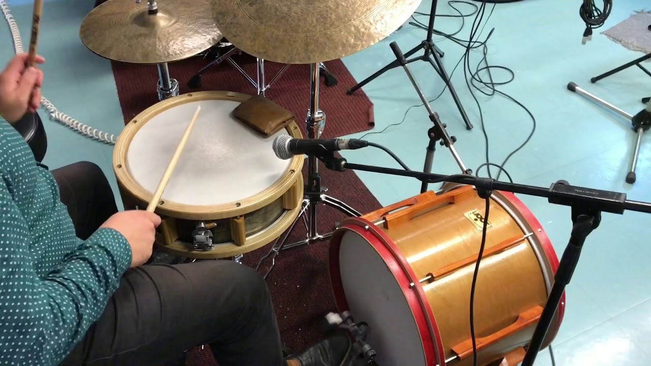 SAARI drums ”straight”