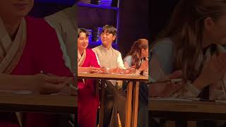 2025.09.24 19시30분 뮤지컬 설공찬 팬사인회 윤건웅님 빼꼼 웃음 끄덕X4 안녕 하트