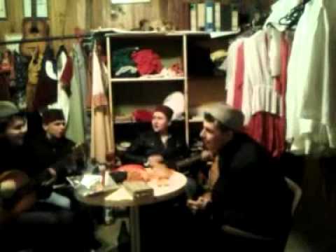 moj me hasim kao bubanj dere moj me hasim kao bubanj dere