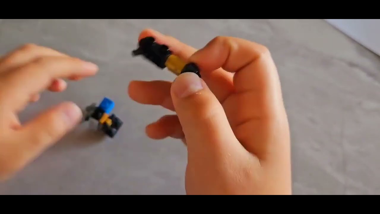 How to make mini lego robots : Blaster and Speedor