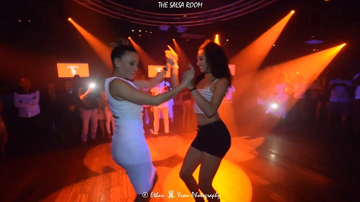 SILVIA & NOELIA Bachata Demo At THE SALSA ROOM