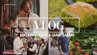 EATING BAKLAVA - STREET FOOD - GRAND BAZAAR